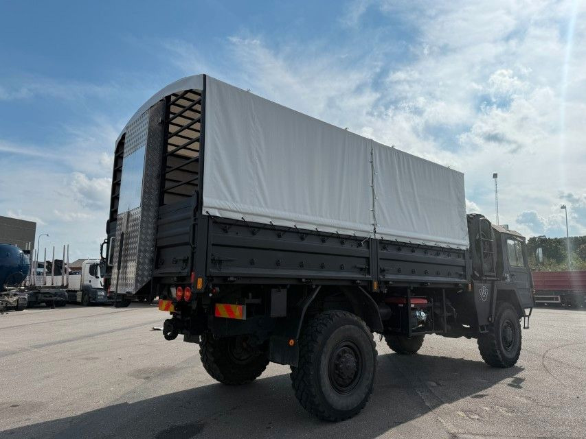 MAN 5 to KAT MIL 4x4 SHOWTRUCK - Camión lona: foto 3 MAN 5 to KAT MIL 4x4 SHOWTRUCK - Camión lona: foto 3
