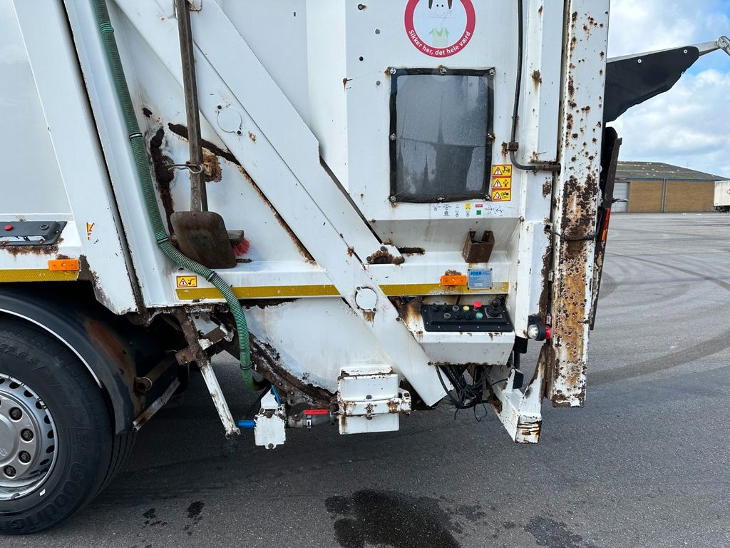 Camión de basura Scania P320 6x2*4 JOAB Anaconda MD 22,1 m3 / Müllwagen: foto 18 Camión de basura Scania P320 6x2*4 JOAB Anaconda MD 22,1 m3 / Müllwagen: foto 18