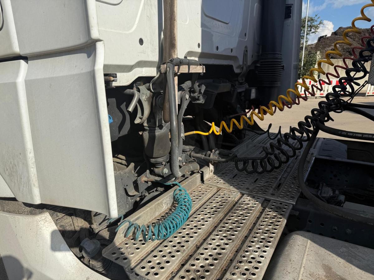 Mercedes Actros 1851 - Cabeza tractora: foto 3 Mercedes Actros 1851 - Cabeza tractora: foto 3