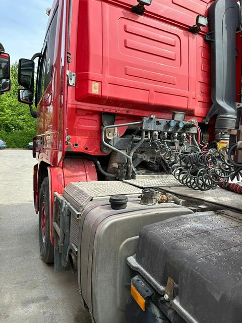 Mercedes Actros 3355 - Cabeza tractora: foto 5 Mercedes Actros 3355 - Cabeza tractora: foto 5