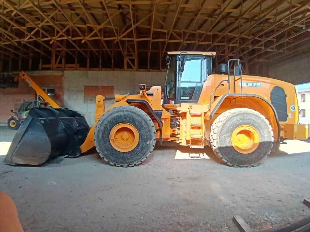 Hyundai HL975 - Cargadora de ruedas: foto 1 Hyundai HL975 - Cargadora de ruedas: foto 1