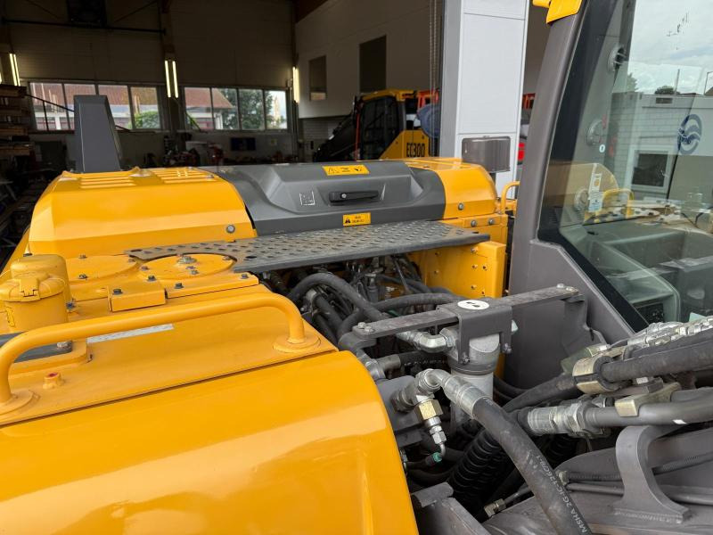 Excavadora de cadenas Volvo EC180 D: foto 8 Excavadora de cadenas Volvo EC180 D: foto 8
