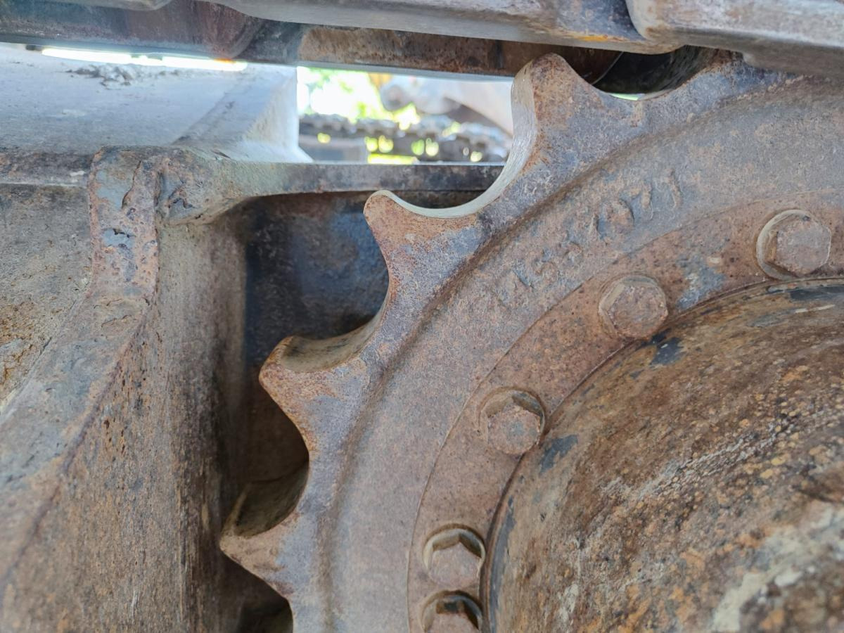 Excavadora de cadenas Volvo ECR145EL: foto 9