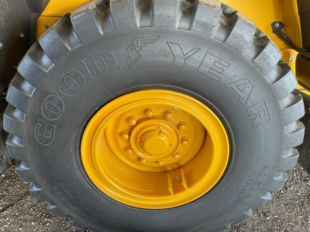 Volvo L60H - Cargadora de ruedas: foto 5 Volvo L60H - Cargadora de ruedas: foto 5