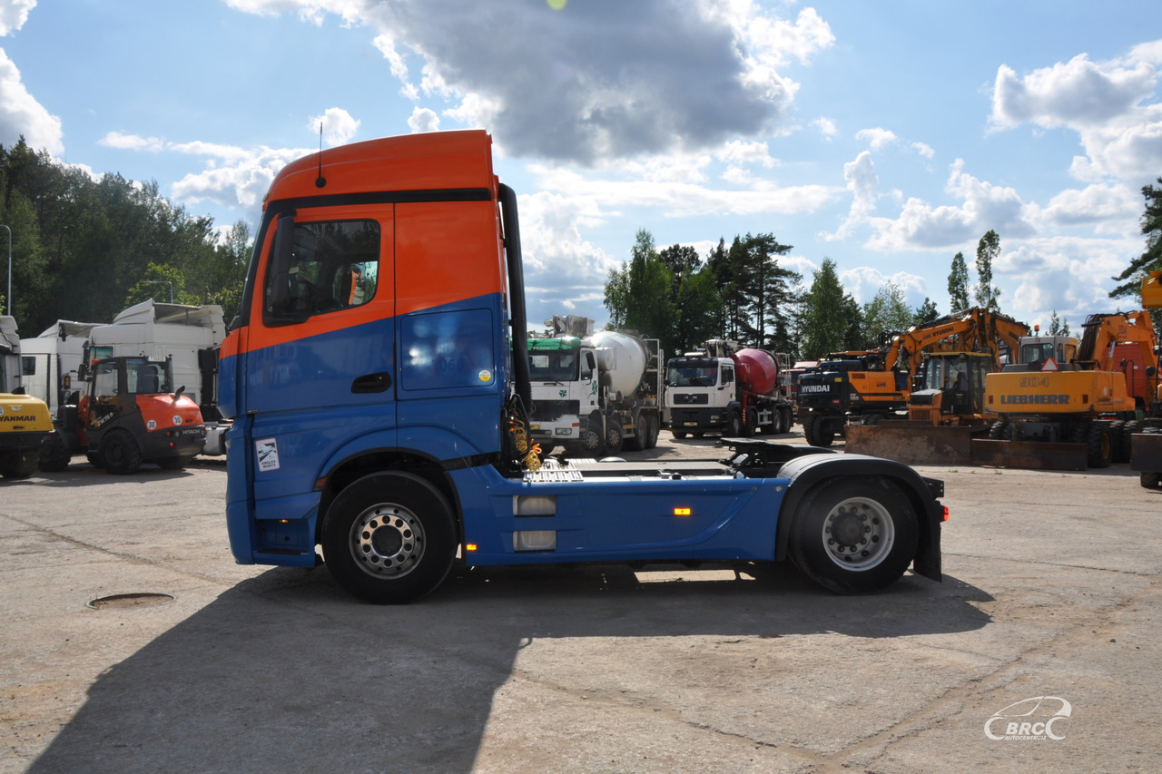 Mercedes-Benz Actros - Cabeza tractora: foto 4 Mercedes-Benz Actros - Cabeza tractora: foto 4