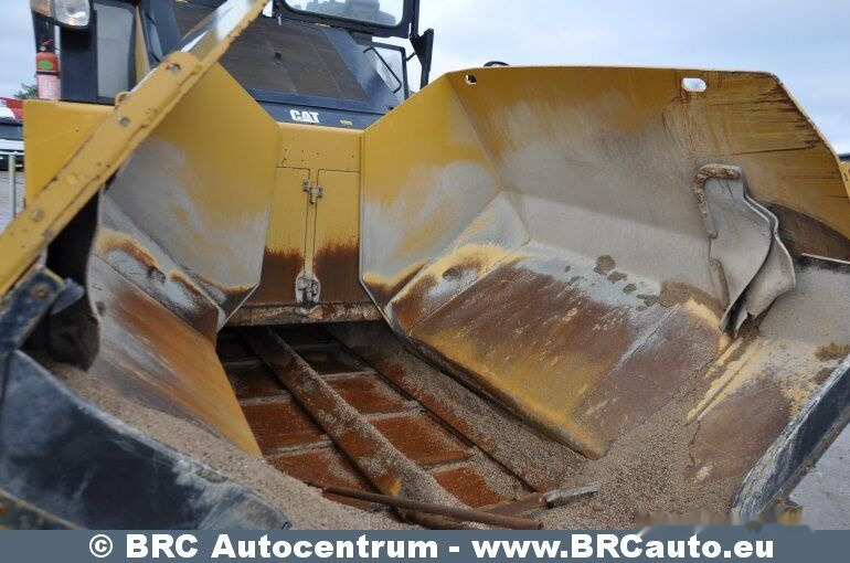Arrendamiento de Caterpillar AP655F !2750h working hours! Caterpillar AP655F !2750h working hours!: foto 8