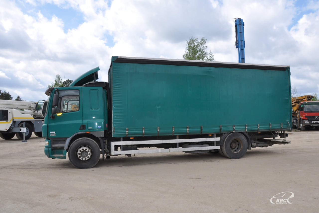 DAF CF 75.310 - Camión lona: foto 3 DAF CF 75.310 - Camión lona: foto 3