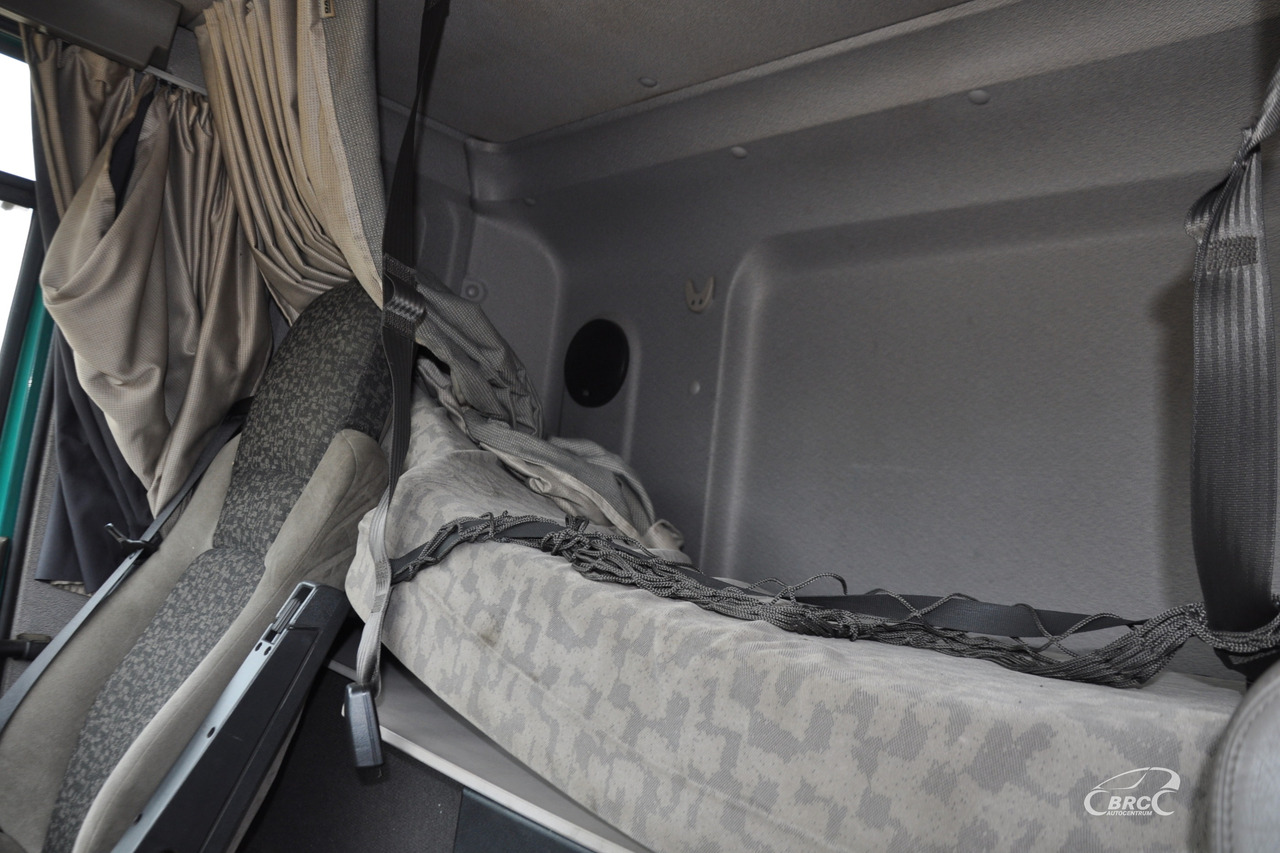 Camión lona DAF CF 75.310: foto 14