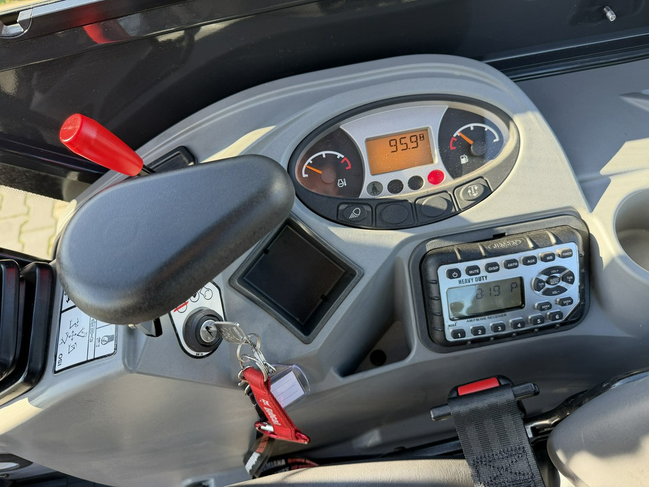 Miniexcavadora Bobcat E19 Komplet Łyżek Mało Używana Przepracowane tylko 90mth: foto 28