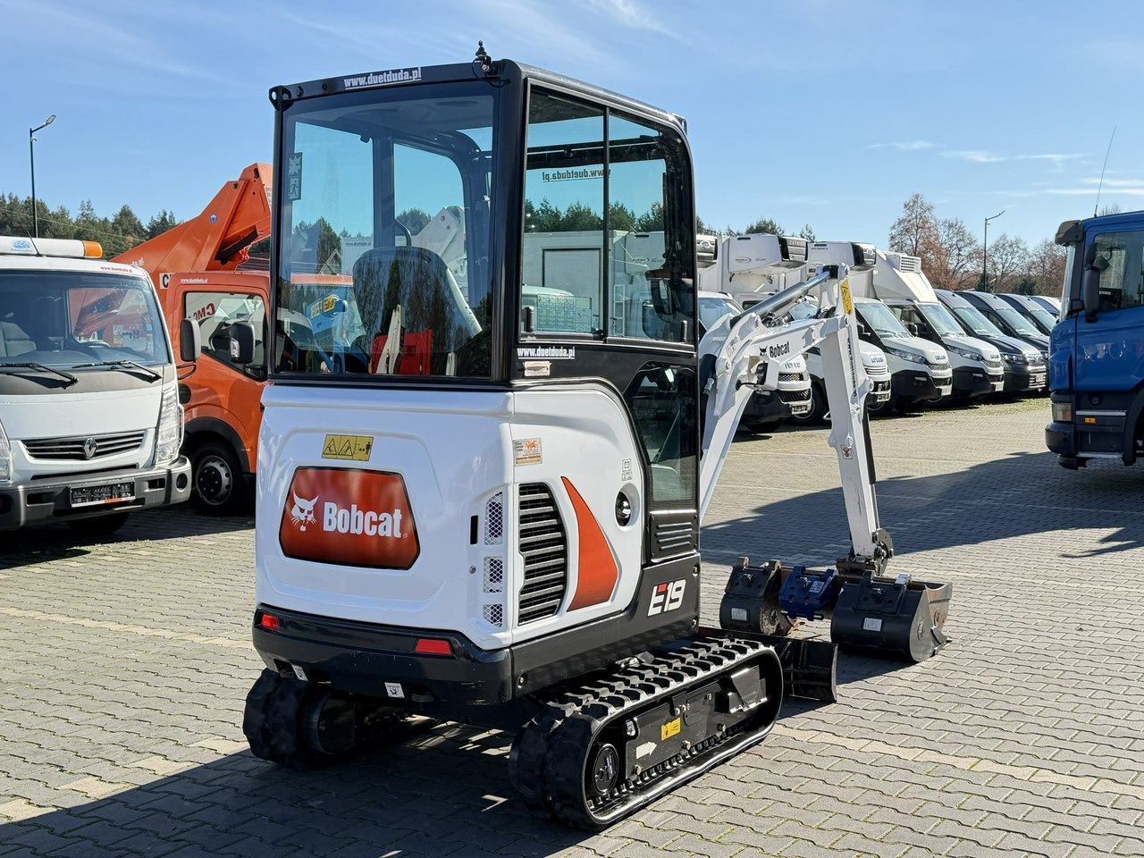 Miniexcavadora Bobcat E19 Komplet Łyżek Mało Używana Przepracowane tylko 90mth: foto 18