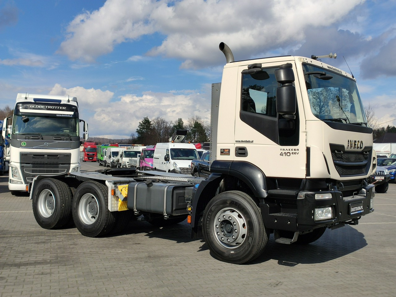 Iveco Trakker 26.410 6x4 Manual Mały Przebieg tylko-46000km - Cabeza tractora: foto 5 Iveco Trakker 26.410 6x4 Manual Mały Przebieg tylko-46000km - Cabeza tractora: foto 5