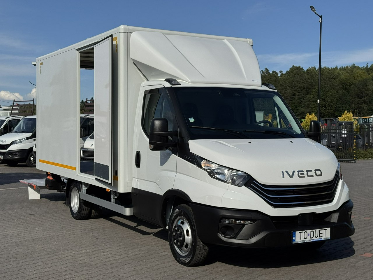 Iveco Daily 35C14 - Furgoneta caja cerrada: foto 4 Iveco Daily 35C14 - Furgoneta caja cerrada: foto 4