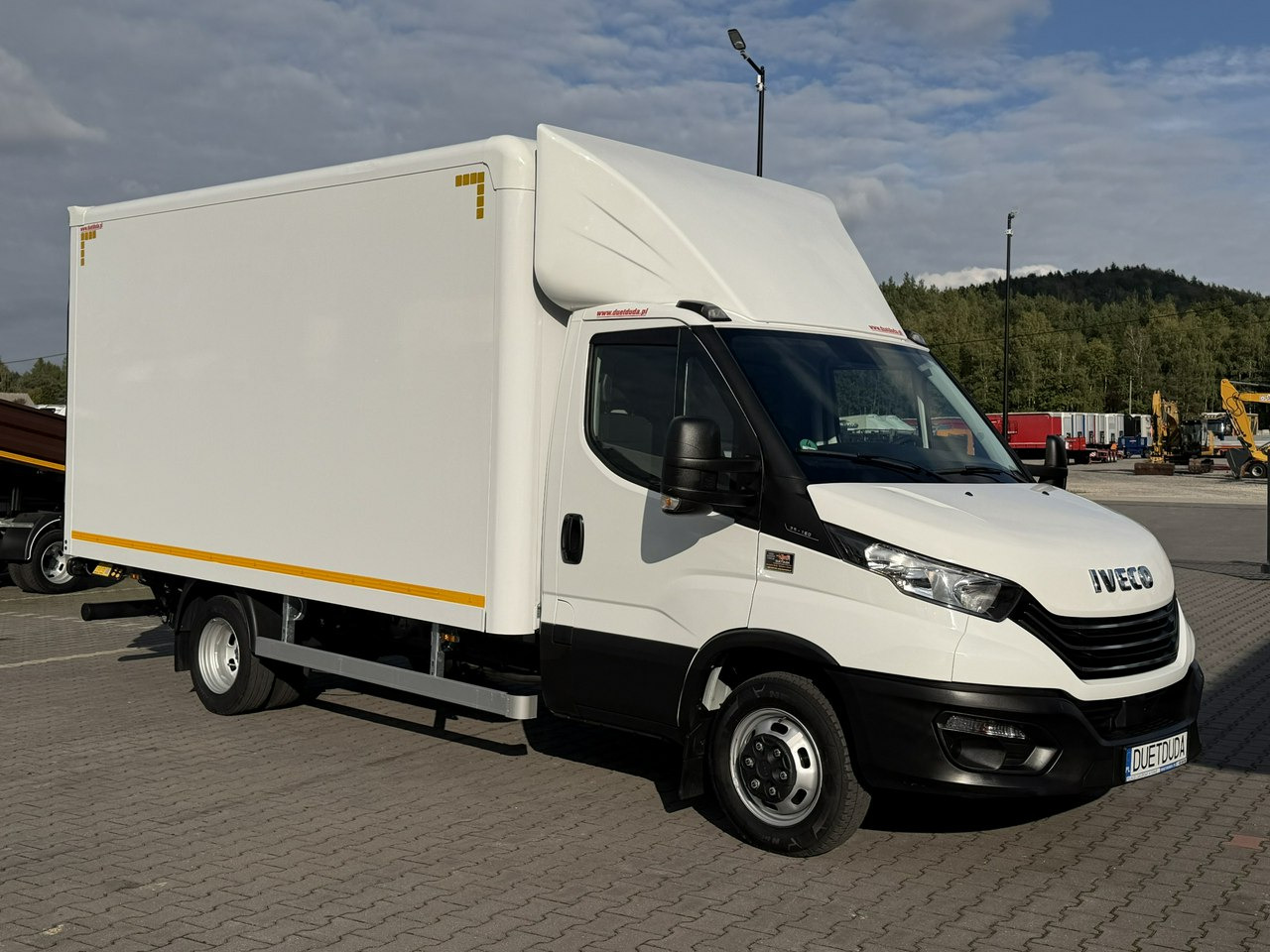 Iveco Daily 35C16 V - Furgoneta caja cerrada: foto 2 Iveco Daily 35C16 V - Furgoneta caja cerrada: foto 2