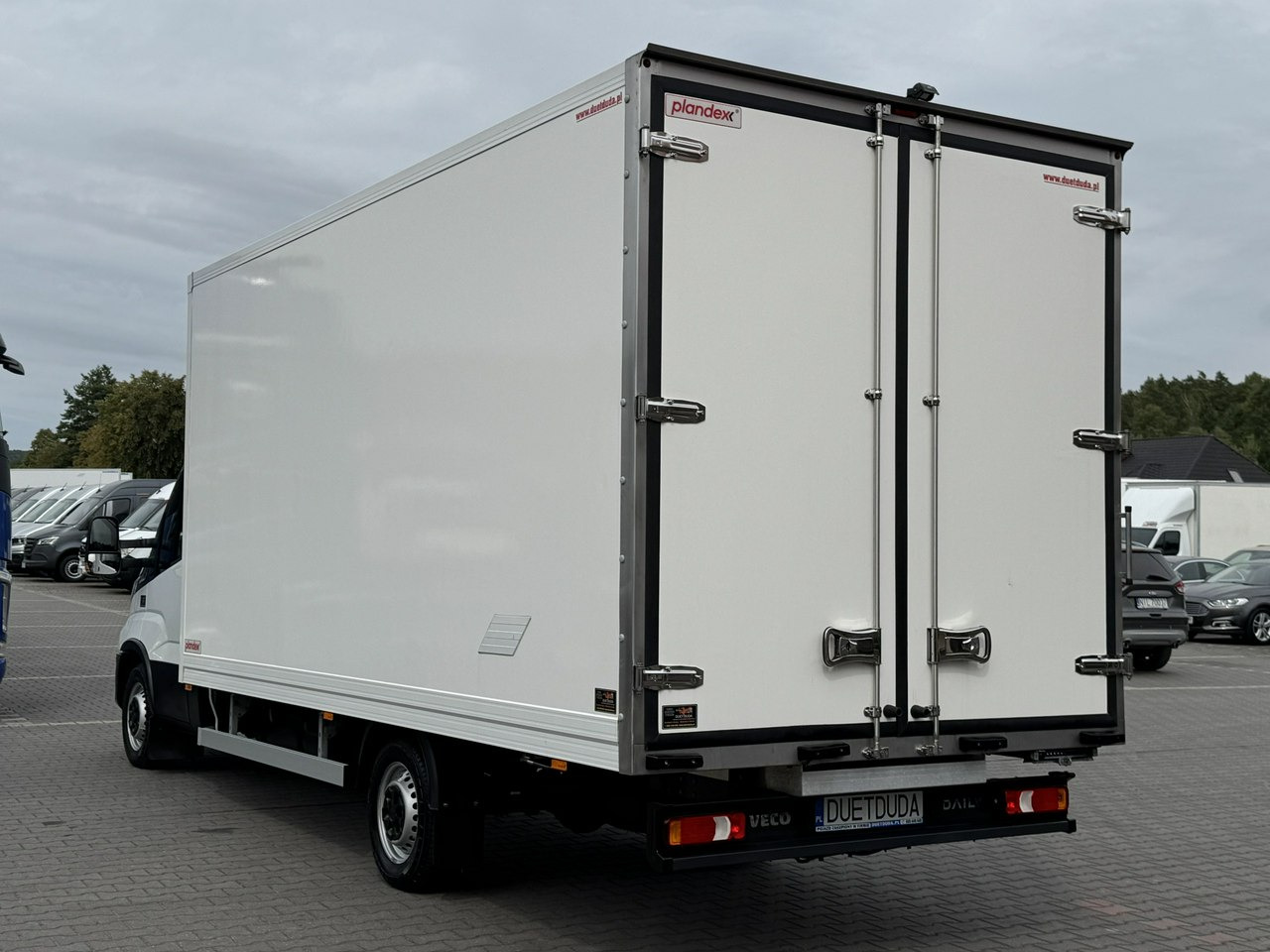 Furgoneta caja cerrada Iveco Daily 35S18 H: foto 23