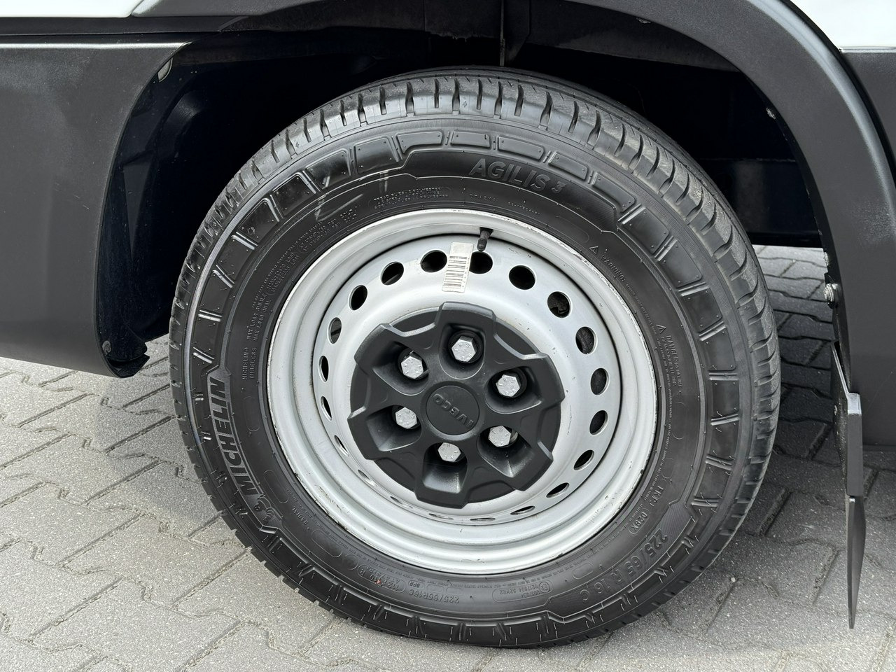 Furgoneta caja cerrada Iveco Daily 35S18 H: foto 11