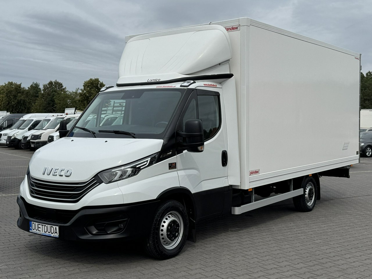 Furgoneta caja cerrada Iveco Daily 35S18 H: foto 10