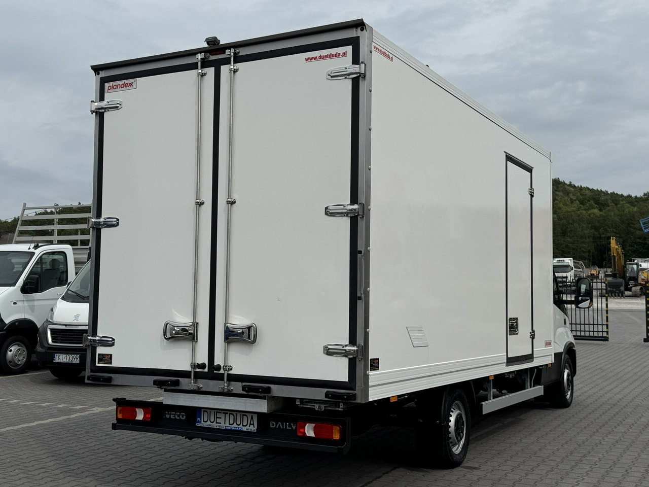 Furgoneta caja cerrada Iveco Daily 35S18 H: foto 18