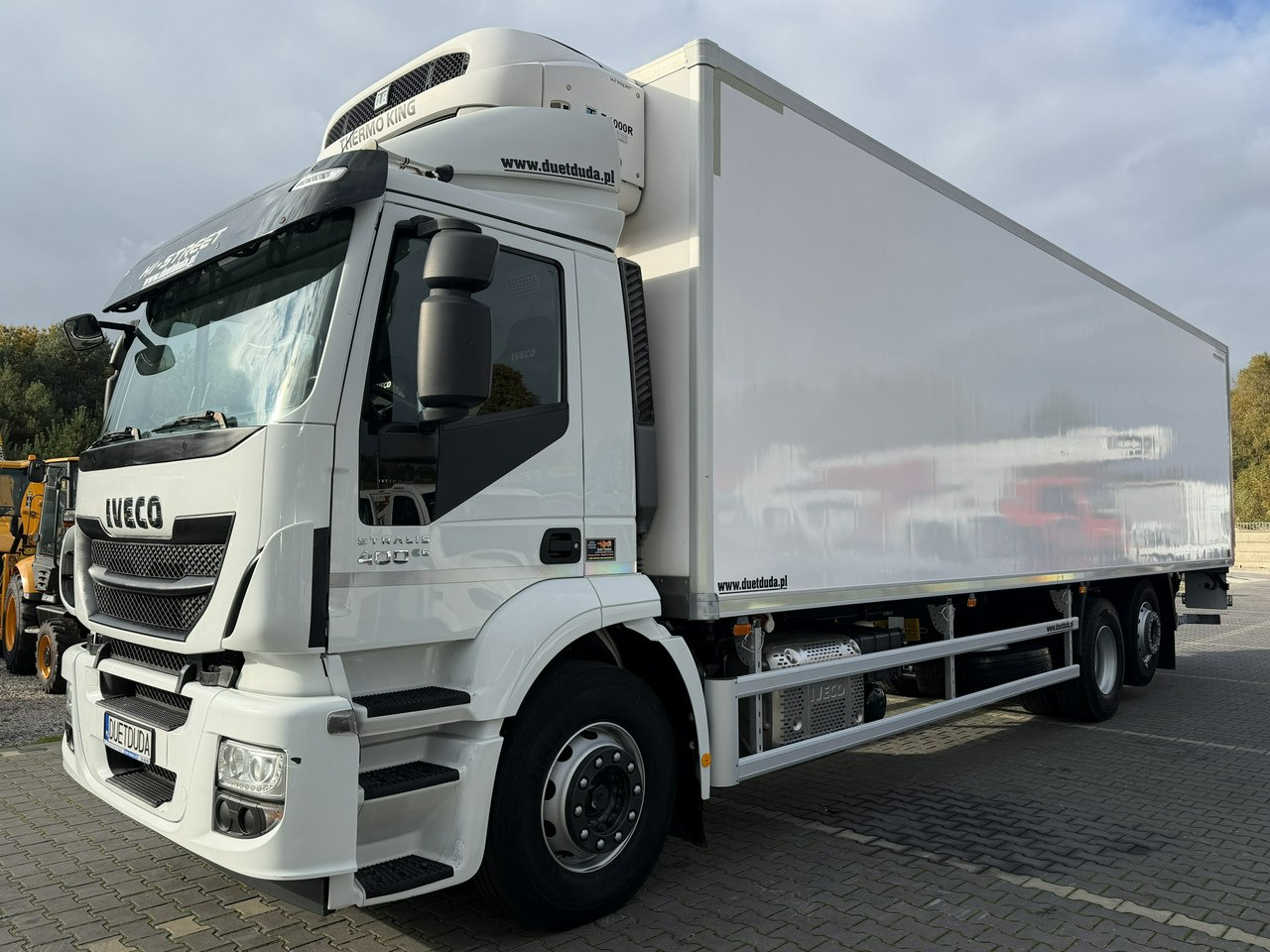 Iveco STRALIS 260S40 E6 Chłodnia Mroźnia Agregat THERMO KING T-1000R - Camión frigorífico: foto 2 Iveco STRALIS 260S40 E6 Chłodnia Mroźnia Agregat THERMO KING T-1000R - Camión frigorífico: foto 2