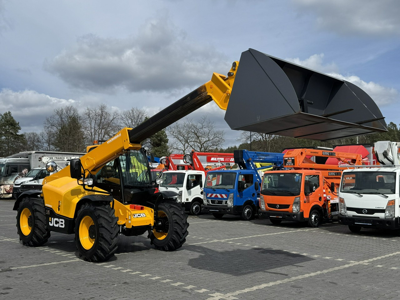 JCB 531-70 Stage V Klimatyzacja Sterowanie Joystick na GWARANCJI !!! - Manipulador telescópico: foto 1 JCB 531-70 Stage V Klimatyzacja Sterowanie Joystick na GWARANCJI !!! - Manipulador telescópico: foto 1