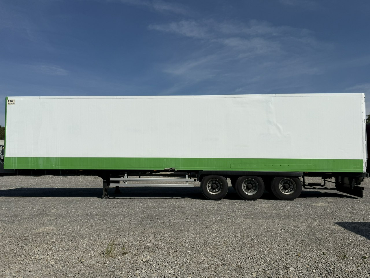 Lamberet SR2 Kontener Tył Drzwi Izoterma Chłodnia bez Agregatu - Semirremolque isotérmico: foto 5 Lamberet SR2 Kontener Tył Drzwi Izoterma Chłodnia bez Agregatu - Semirremolque isotérmico: foto 5