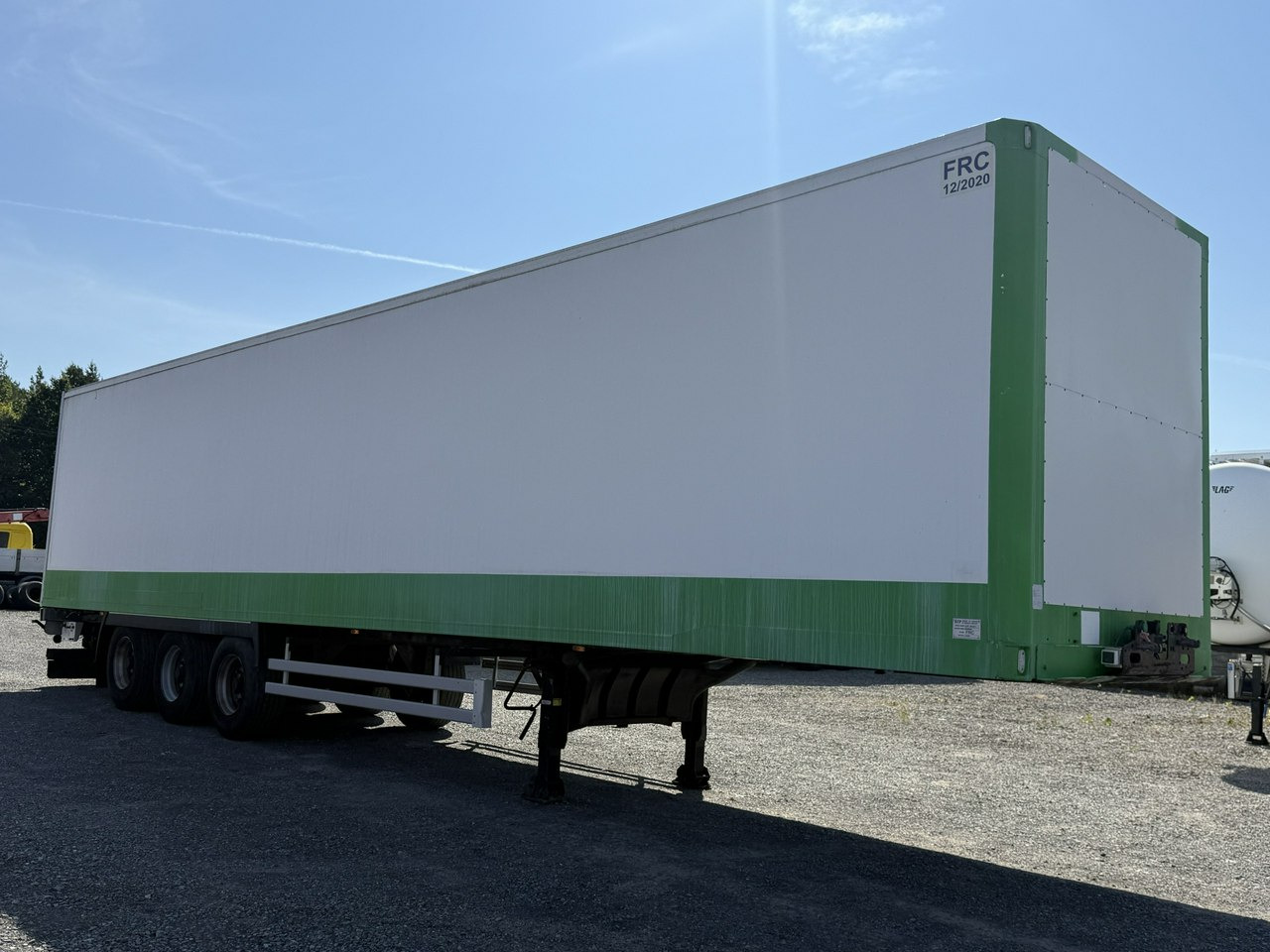 Lamberet SR2 Kontener Tył Drzwi Izoterma Chłodnia bez Agregatu - Semirremolque isotérmico: foto 2 Lamberet SR2 Kontener Tył Drzwi Izoterma Chłodnia bez Agregatu - Semirremolque isotérmico: foto 2