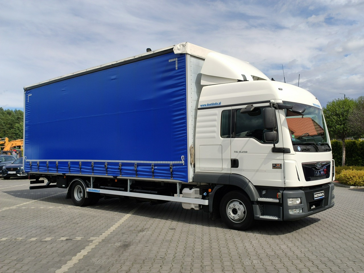 MAN TGL12.250 E6 Firana Tył Drzwi Dach Zsuwany Bogato Wyposażony - Camión lona: foto 5 MAN TGL12.250 E6 Firana Tył Drzwi Dach Zsuwany Bogato Wyposażony - Camión lona: foto 5