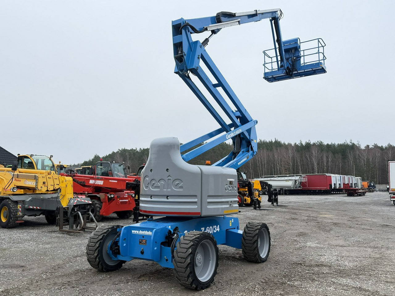 Plataforma articulada Manitou 200 ATJ Genie Z60/34 PODNOŚNIK PRZEGUBOWY TELEKOPOWY JGL 4x4 4WD: foto 19 Plataforma articulada Manitou 200 ATJ Genie Z60/34 PODNOŚNIK PRZEGUBOWY TELEKOPOWY JGL 4x4 4WD: foto 19