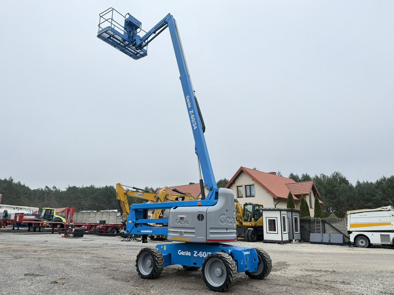 Plataforma articulada Manitou 200 ATJ Genie Z60/34 PODNOŚNIK PRZEGUBOWY TELEKOPOWY JGL 4x4 4WD: foto 14 Plataforma articulada Manitou 200 ATJ Genie Z60/34 PODNOŚNIK PRZEGUBOWY TELEKOPOWY JGL 4x4 4WD: foto 14