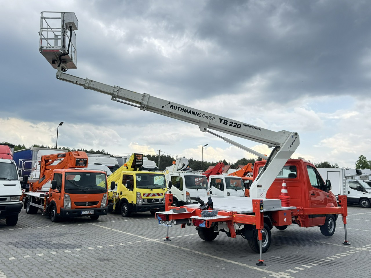 Arrendamiento de Mercedes Sprinter Mercedes Sprinter: foto 16 Arrendamiento de Mercedes Sprinter Mercedes Sprinter: foto 16