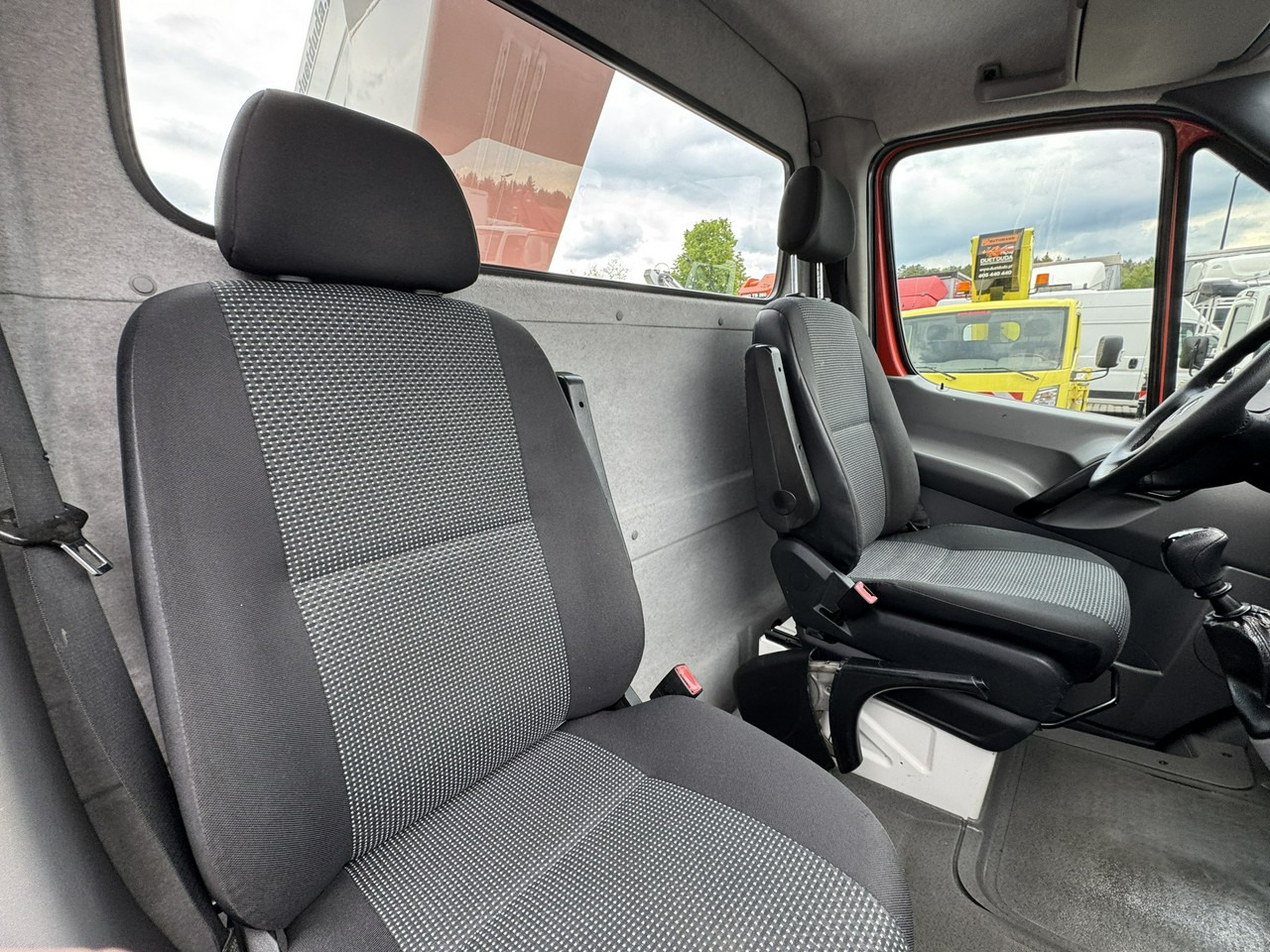 Arrendamiento de Mercedes Sprinter Mercedes Sprinter: foto 24 Arrendamiento de Mercedes Sprinter Mercedes Sprinter: foto 24