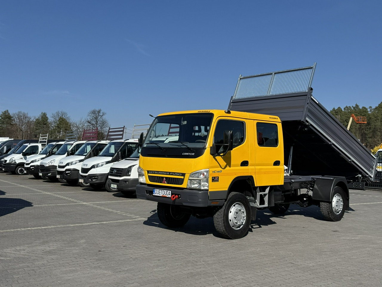 Mitsubishi Canter Fuso 4x4 17C18D 4.9/180KM Wywrotka 3-stronna - Camión volquete: foto 1 Mitsubishi Canter Fuso 4x4 17C18D 4.9/180KM Wywrotka 3-stronna - Camión volquete: foto 1