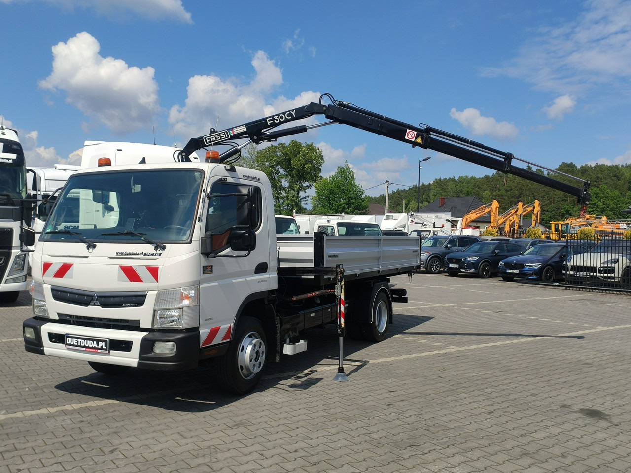 Mitsubishi Canter Fuso 9C18 3.0/180KM Automat, HDS FASSI F30 Wywrotka 3-str - Camión volquete: foto 1 Mitsubishi Canter Fuso 9C18 3.0/180KM Automat, HDS FASSI F30 Wywrotka 3-str - Camión volquete: foto 1