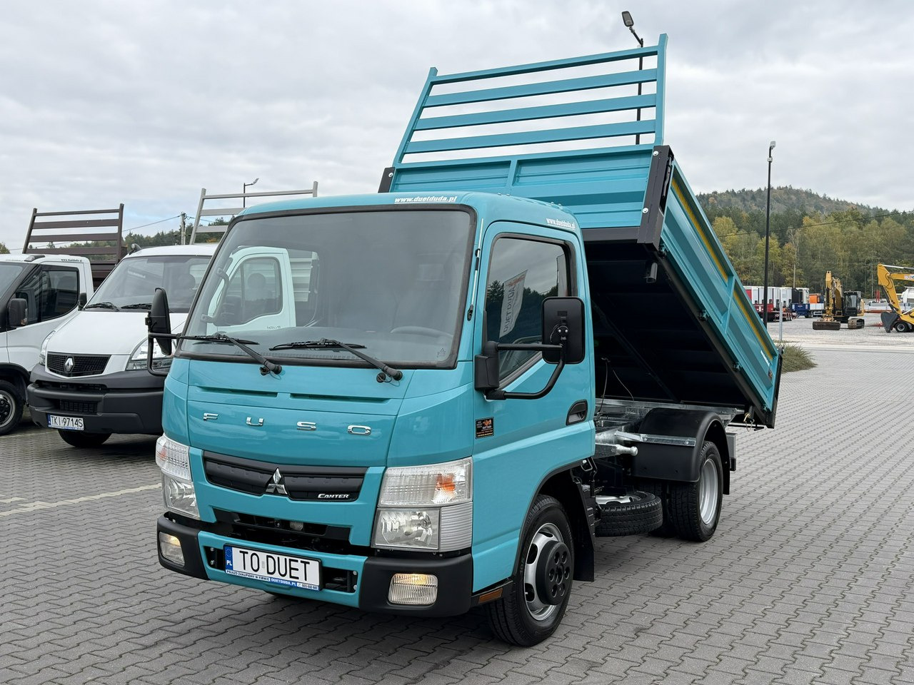 Mitsubishi Canter - Furgoneta basculante: foto 3 Mitsubishi Canter - Furgoneta basculante: foto 3