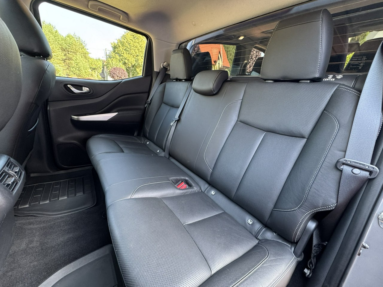 Pick-up Nissan Navara: foto 30