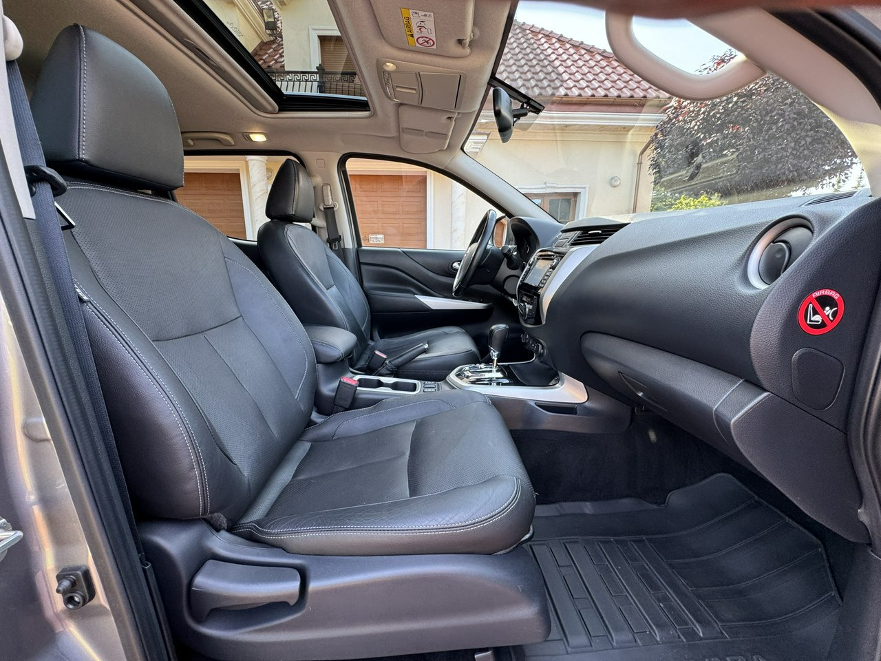 Pick-up Nissan Navara: foto 34