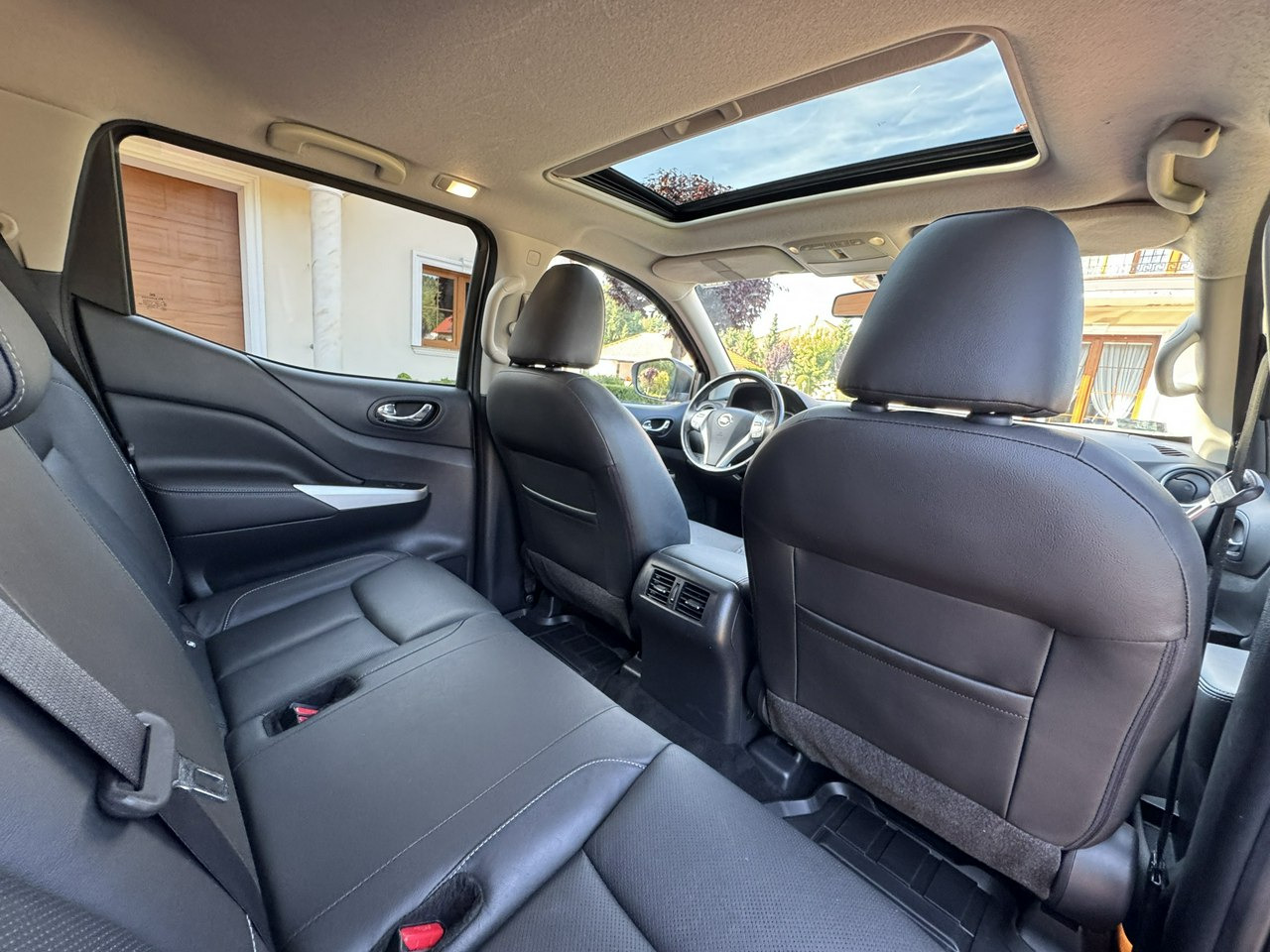 Pick-up Nissan Navara: foto 32