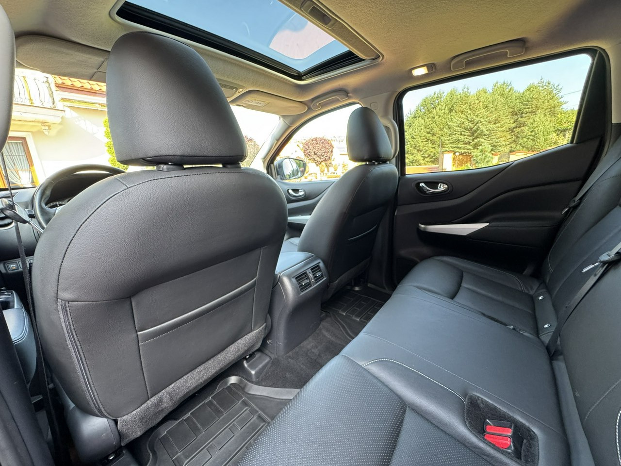 Pick-up Nissan Navara: foto 29