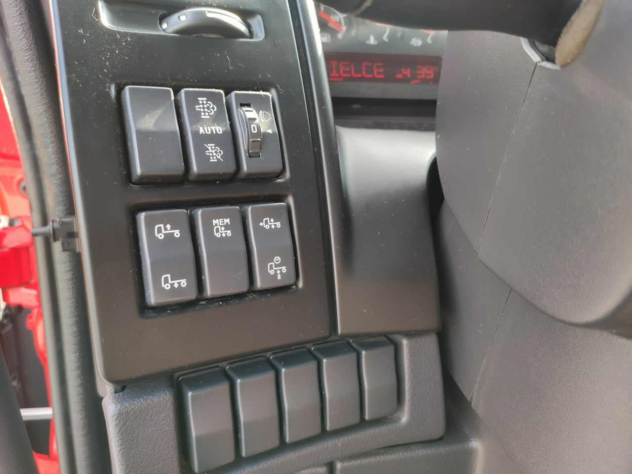 Camión lona Renault D12.240 E6 Firana Tył Drzwi Dach Zsuwany Długa 830cm: foto 25 Camión lona Renault D12.240 E6 Firana Tył Drzwi Dach Zsuwany Długa 830cm: foto 25