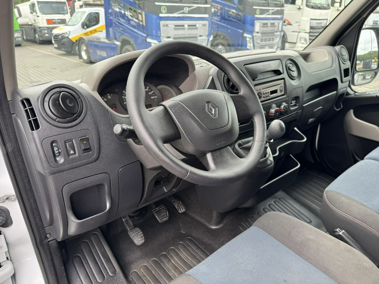 Arrendamiento de Renault Master Renault Master: foto 25