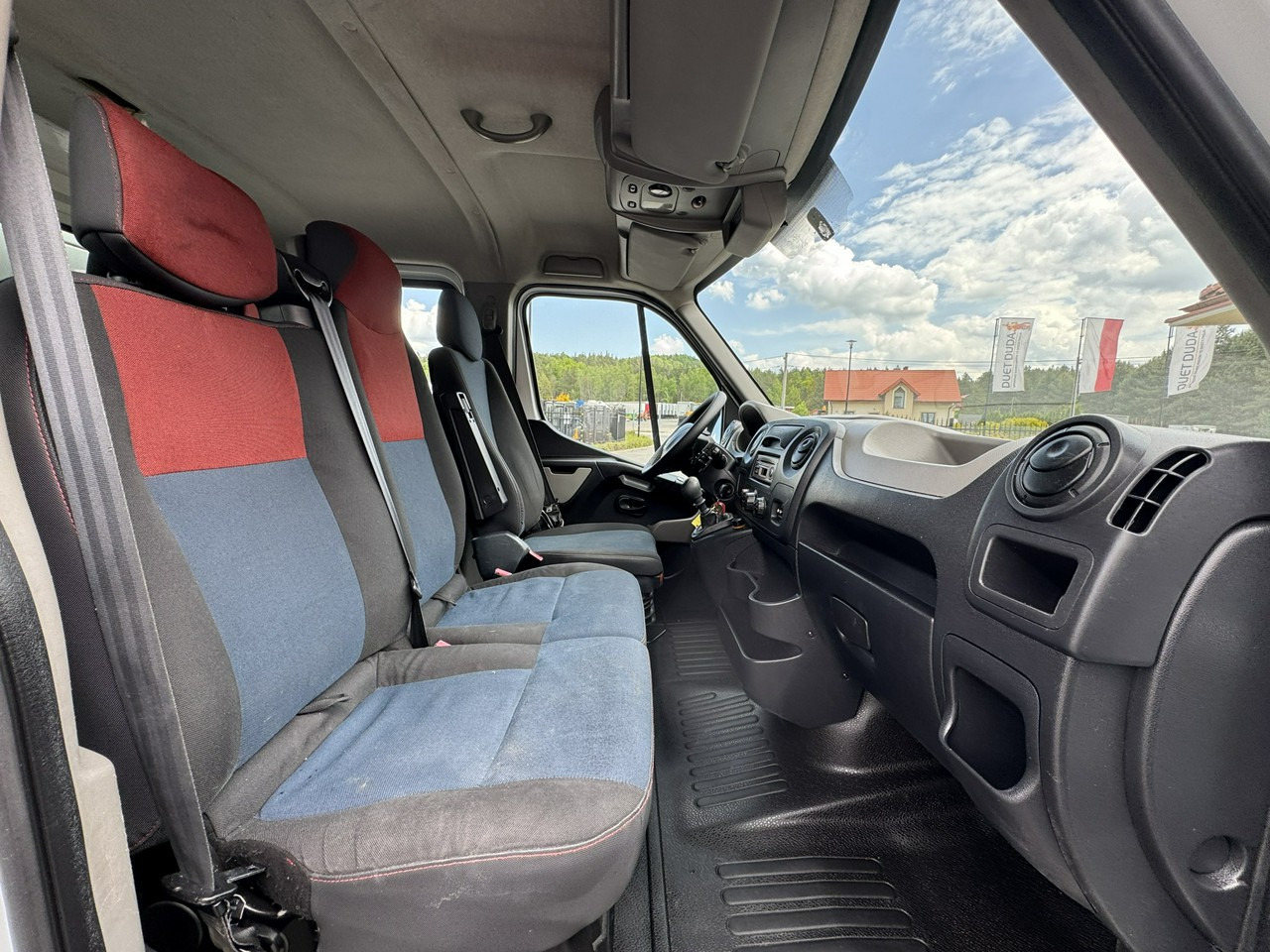 Arrendamiento de Renault Master Renault Master: foto 37