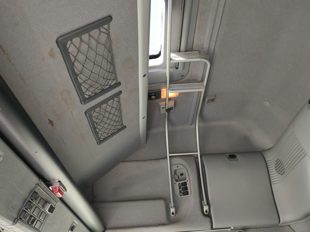 Camión caja abierta, Camión grúa Scania 124L 420 6x2 Retarder HDS FASSI F170 Budowlanka: foto 17