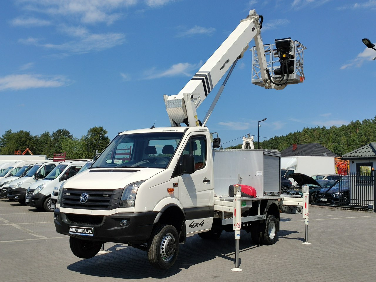 Volkswagen Crafter - Camión con plataforma elevadora: foto 5 Volkswagen Crafter - Camión con plataforma elevadora: foto 5