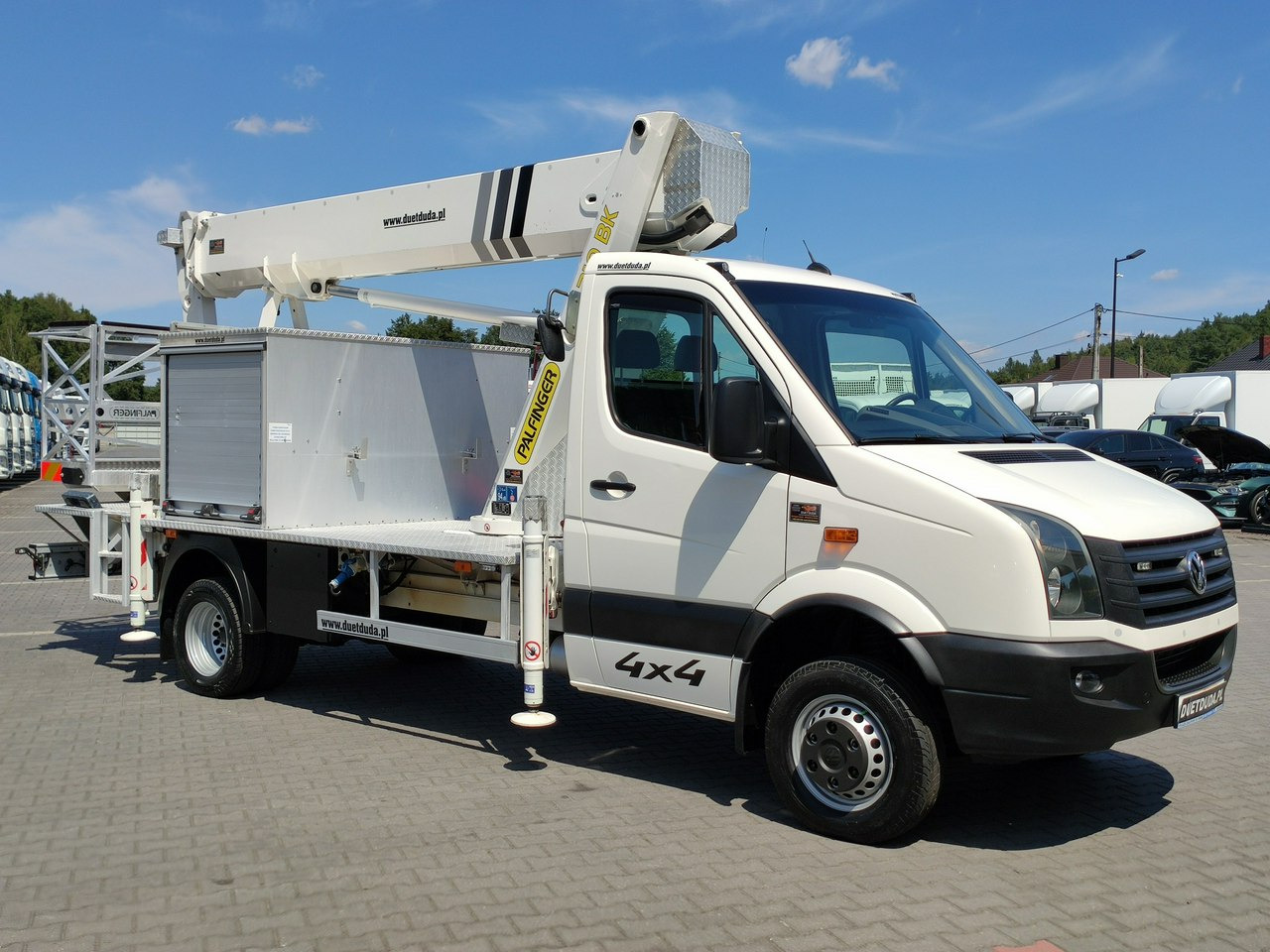 Volkswagen Crafter - Camión con plataforma elevadora: foto 4 Volkswagen Crafter - Camión con plataforma elevadora: foto 4
