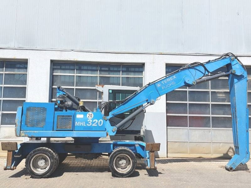 Fuchs MHL 320 D - Manipulador de materiales: foto 4 Fuchs MHL 320 D - Manipulador de materiales: foto 4
