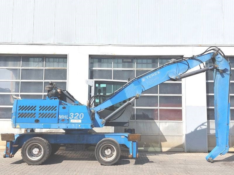 Fuchs MHL 320 F - Manipulador de materiales: foto 5 Fuchs MHL 320 F - Manipulador de materiales: foto 5