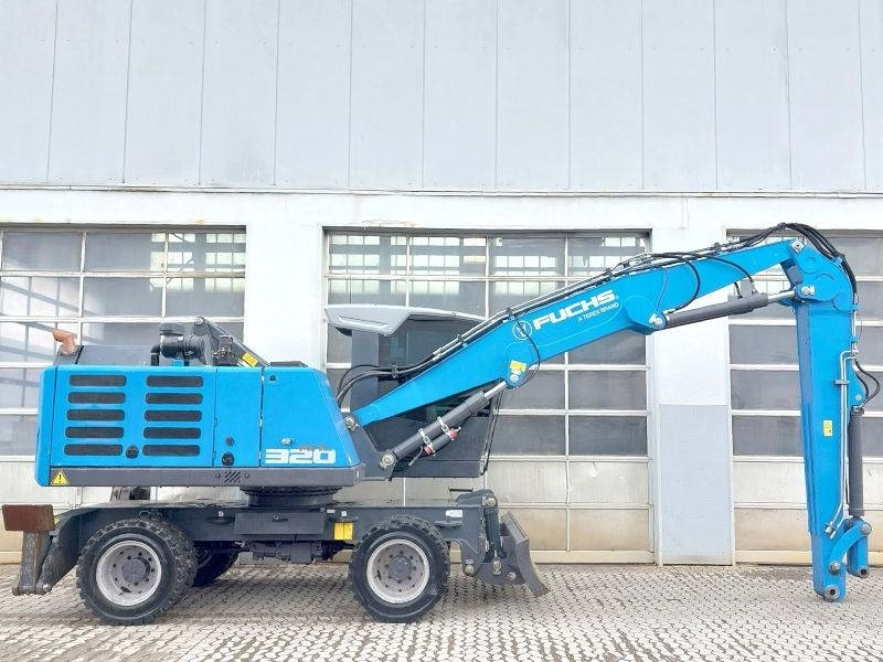 Fuchs MHL 320 F - Manipulador de materiales: foto 5 Fuchs MHL 320 F - Manipulador de materiales: foto 5