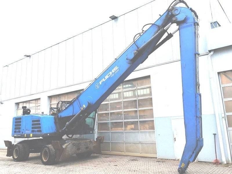 Fuchs MHL 350 F - Manipulador de materiales: foto 4 Fuchs MHL 350 F - Manipulador de materiales: foto 4