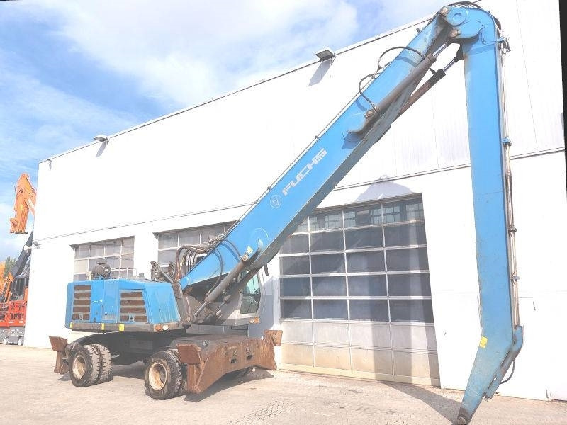 Fuchs MHL 350 F - Manipulador de materiales: foto 4 Fuchs MHL 350 F - Manipulador de materiales: foto 4