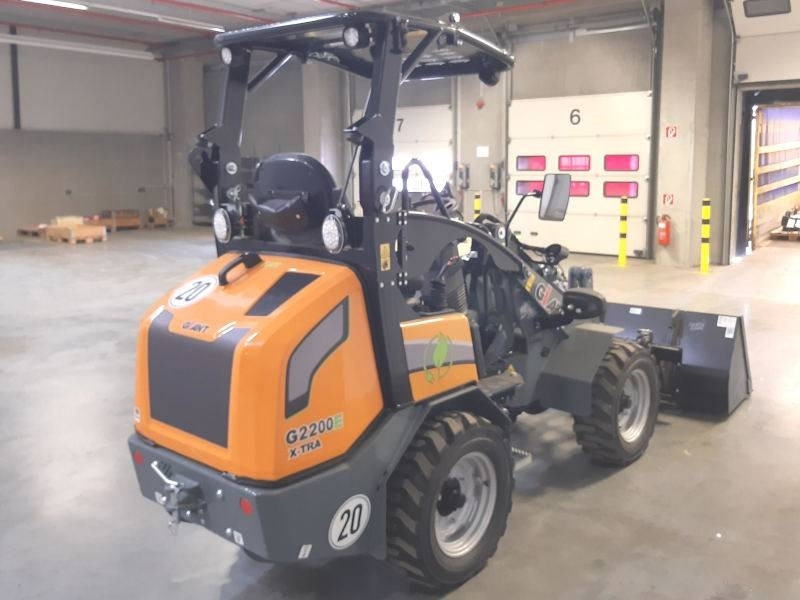 Giant G 2200 E X-Tra Elektro - Minicargadora: foto 4 Giant G 2200 E X-Tra Elektro - Minicargadora: foto 4