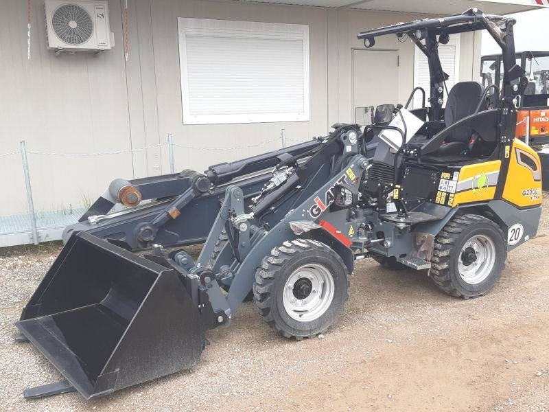 Giant G 2200 E X-Tra Elektro / electric - Minicargadora: foto 2 Giant G 2200 E X-Tra Elektro / electric - Minicargadora: foto 2